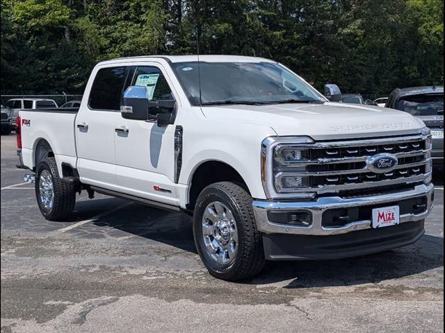 2025 Ford F-250 Lariat photo 2