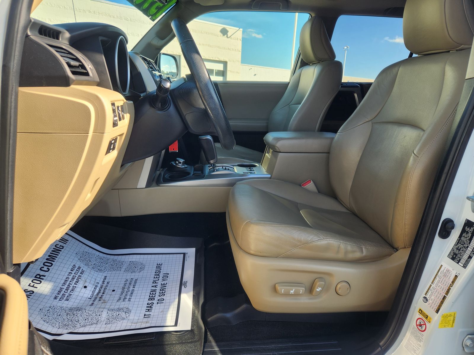 2013 Toyota 4Runner SR5 photo 25