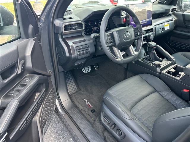 2025 Toyota 4Runner TRD Sport Premium photo 6