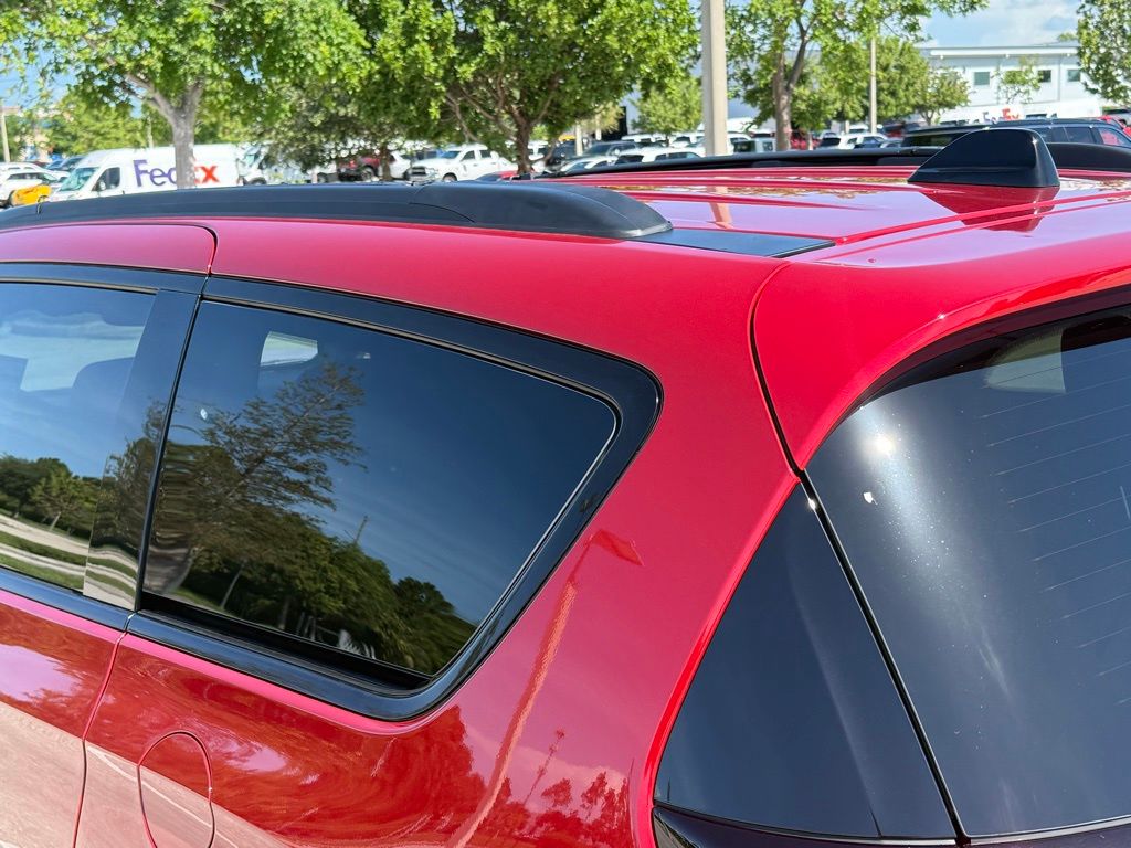 2025 Chrysler Pacifica Limited photo 35