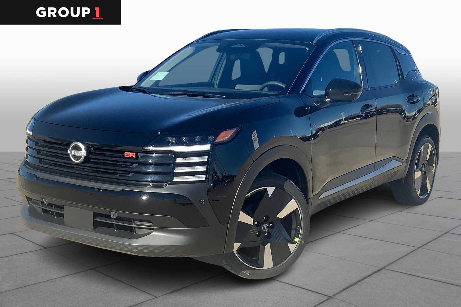 2025 Nissan Kicks SR AWD's photo