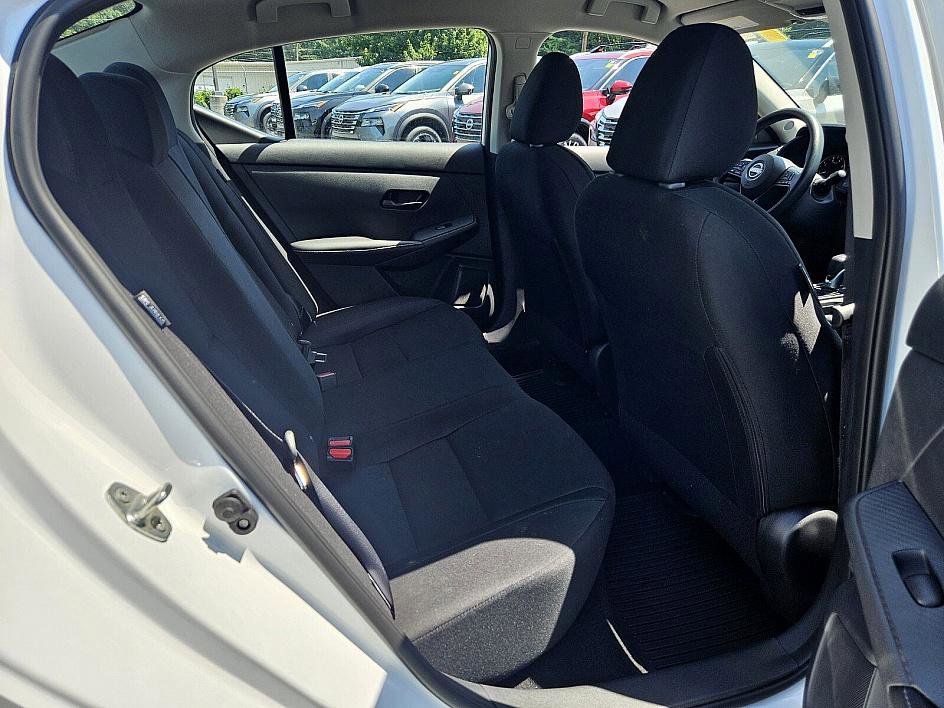 2025 Nissan Sentra S photo 11