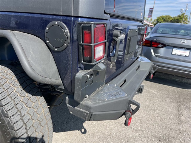 2013 Jeep Wrangler Unlimited Freedom photo 9