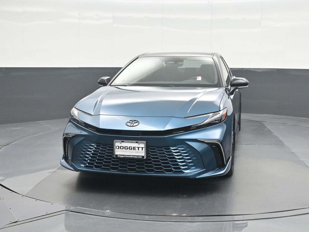 2025 Toyota Camry XSE photo 3