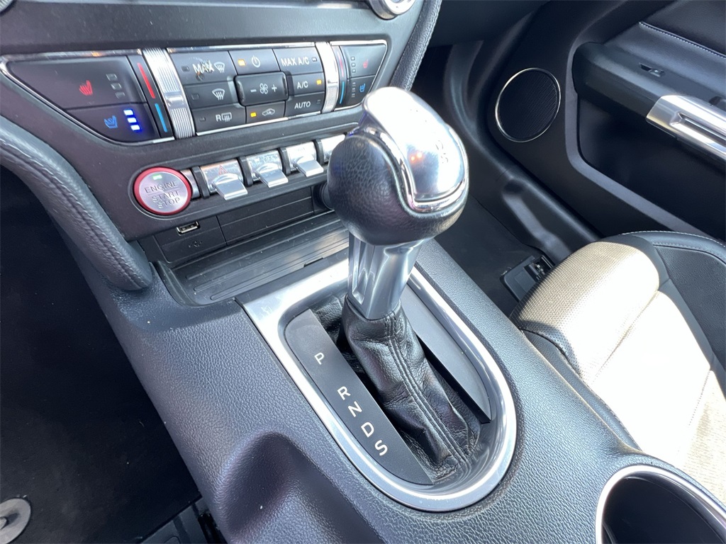 2022 Ford Mustang EcoBoost Premium Convertible photo 24