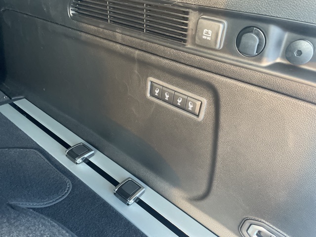 2025 Jeep Wagoneer L Base photo 4