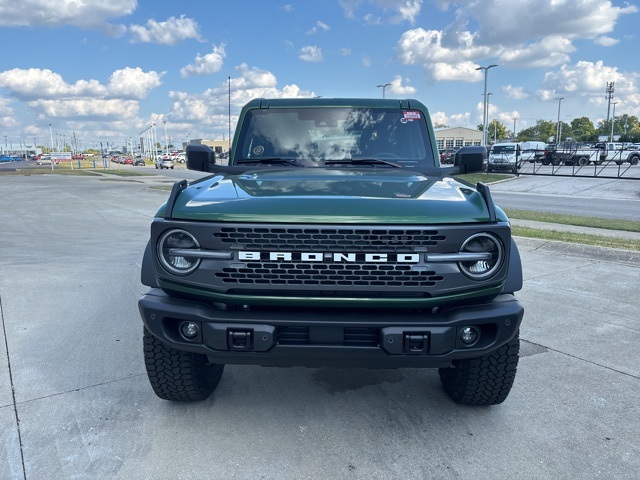2025 Ford Bronco Badlands photo 3