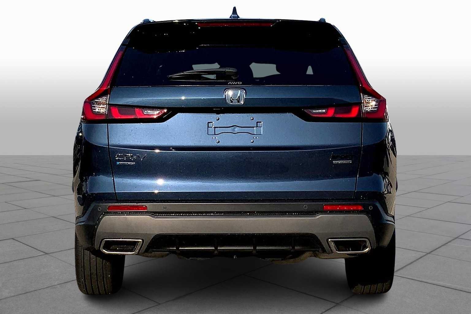 2025 Honda CR-V Sport Touring photo 4