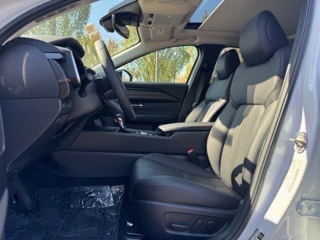 2025 Mazda CX-50 2.5 Premium Plus photo 18