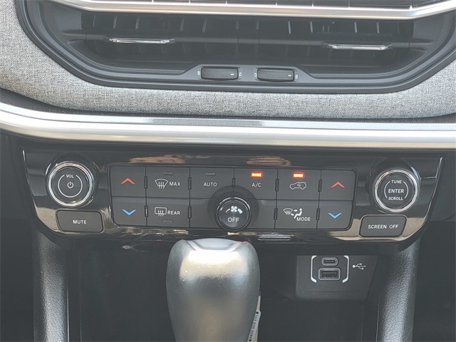 2022 Jeep Compass Latitude photo 21