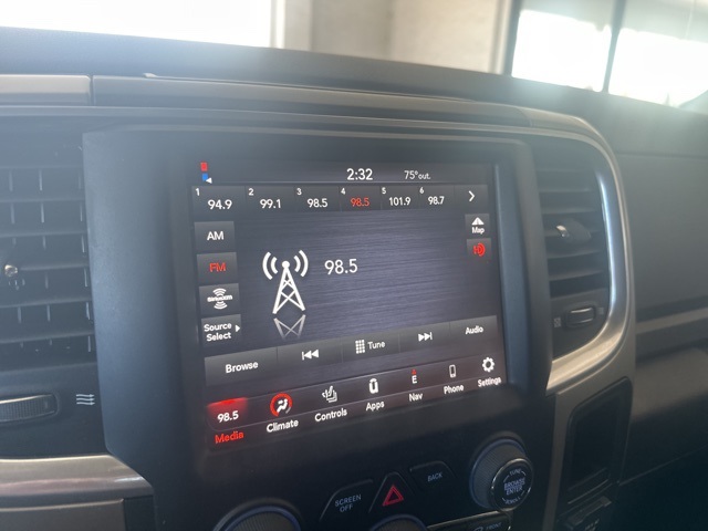 2020 Ram 1500 Classic SLT photo 8