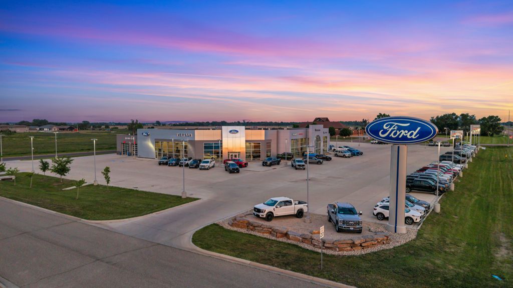 2022 Ford Explorer Limited photo 2