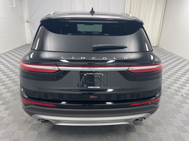 2022 Lincoln Corsair Standard photo 8