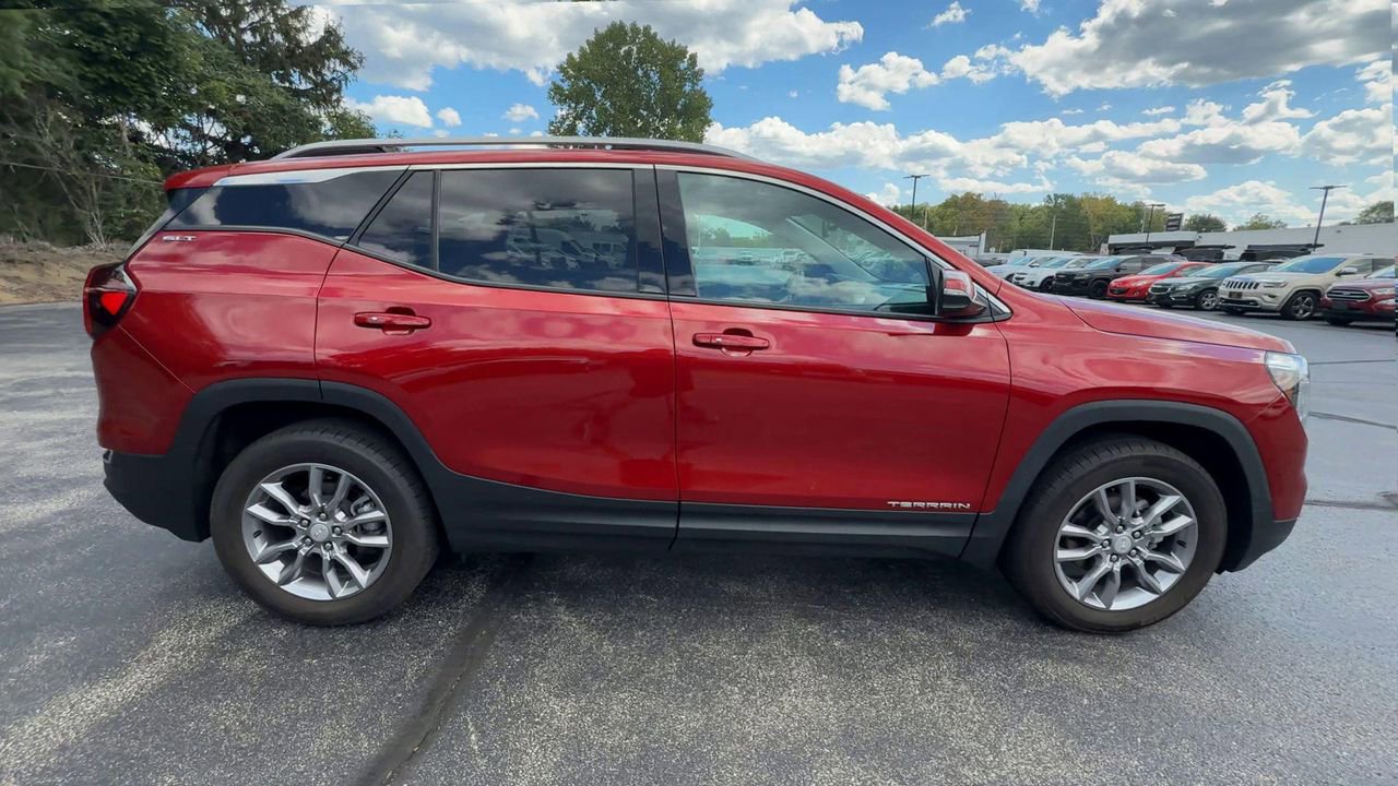 2022 Gmc Terrain SLT photo 9