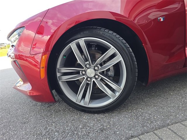 2017 Chevrolet Camaro 2LT photo 24