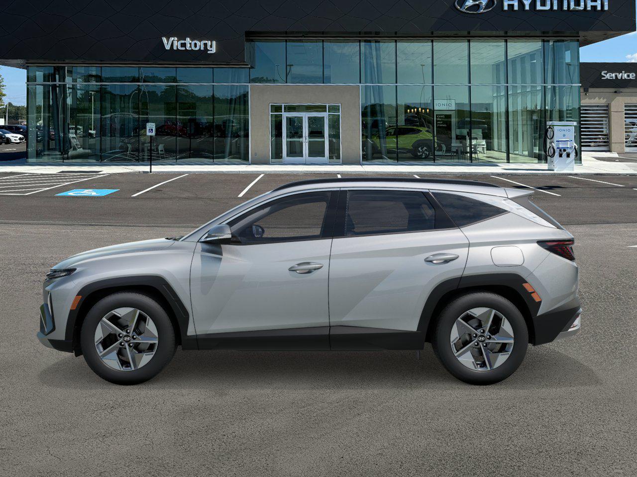 2026 Hyundai Tucson Hybrid SEL Convenience Sport photo 2