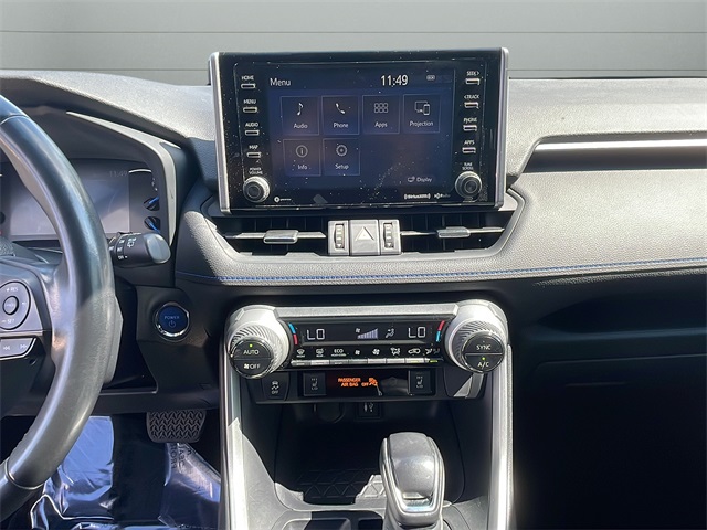 2019 Toyota RAV4 Hybrid XSE photo 22