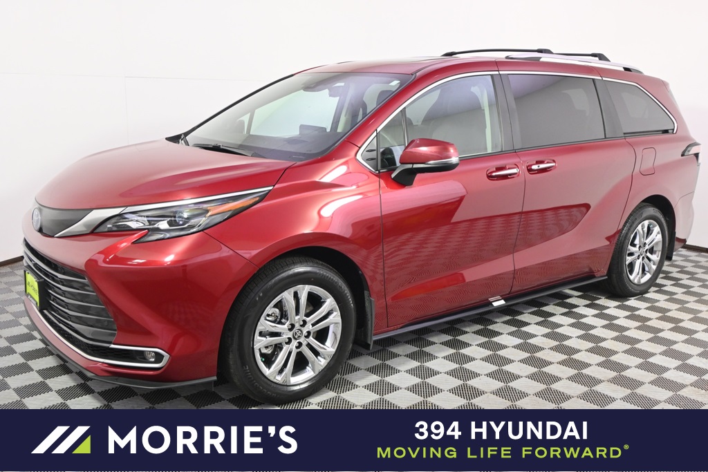 Used 2024 Toyota Sienna Platinum with VIN 5TDESKFC3RS134136 for sale in St. Louis Park, Minnesota
