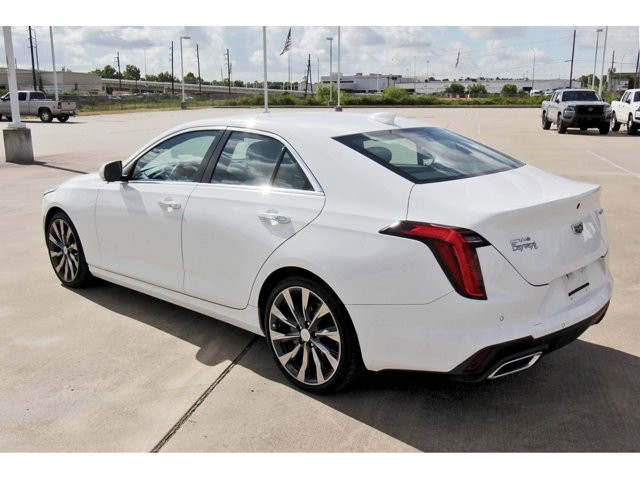 2023 Cadillac CT4 Luxury photo 4