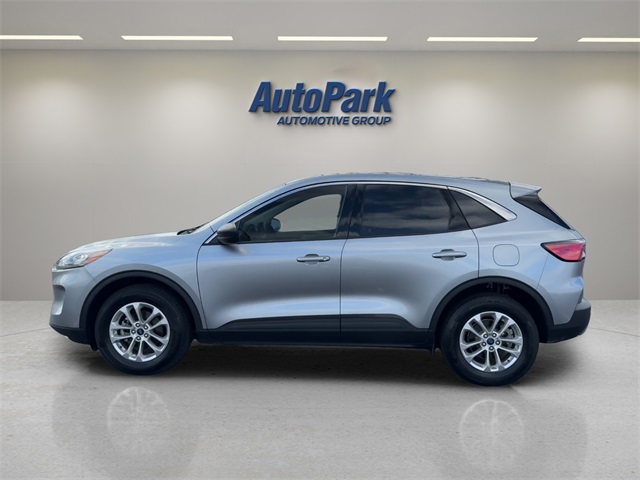 2022 Ford Escape SE photo 4