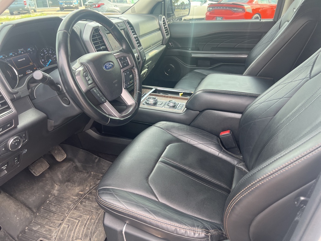 2021 Ford Expedition Platinum photo 15