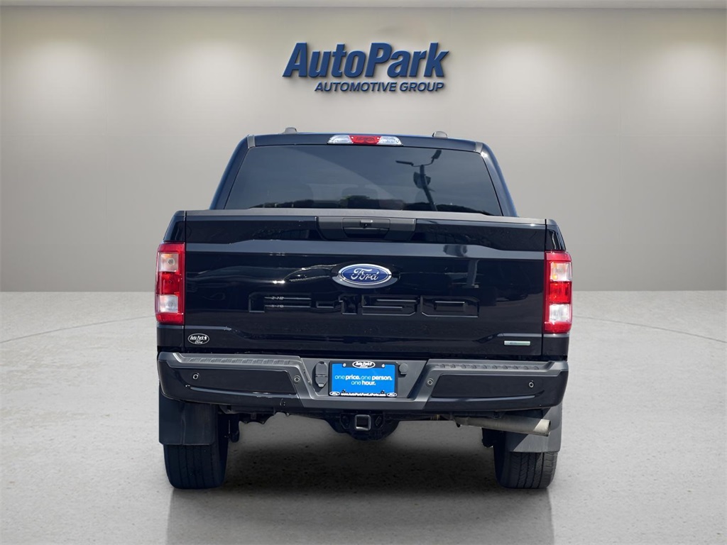 2022 Ford F-150 XL photo 2