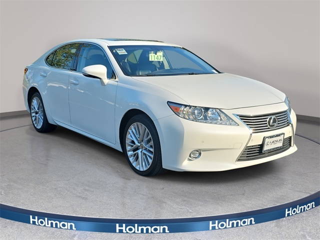 2014 Lexus ES 350 photo 3