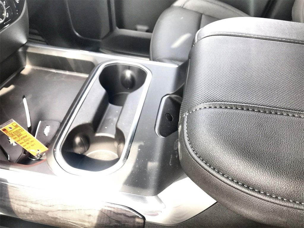 2025 Chevrolet Silverado 2500HD LTZ photo 18