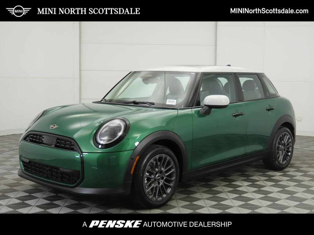 2025 MINI Hardtop 4 Door Base's photo