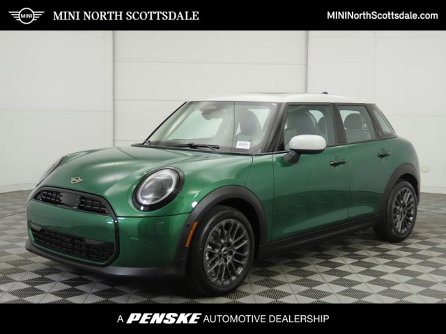 Pre-Owned 2025 MINI Cooper Signature Plus 4D Hatchback in Phoenix