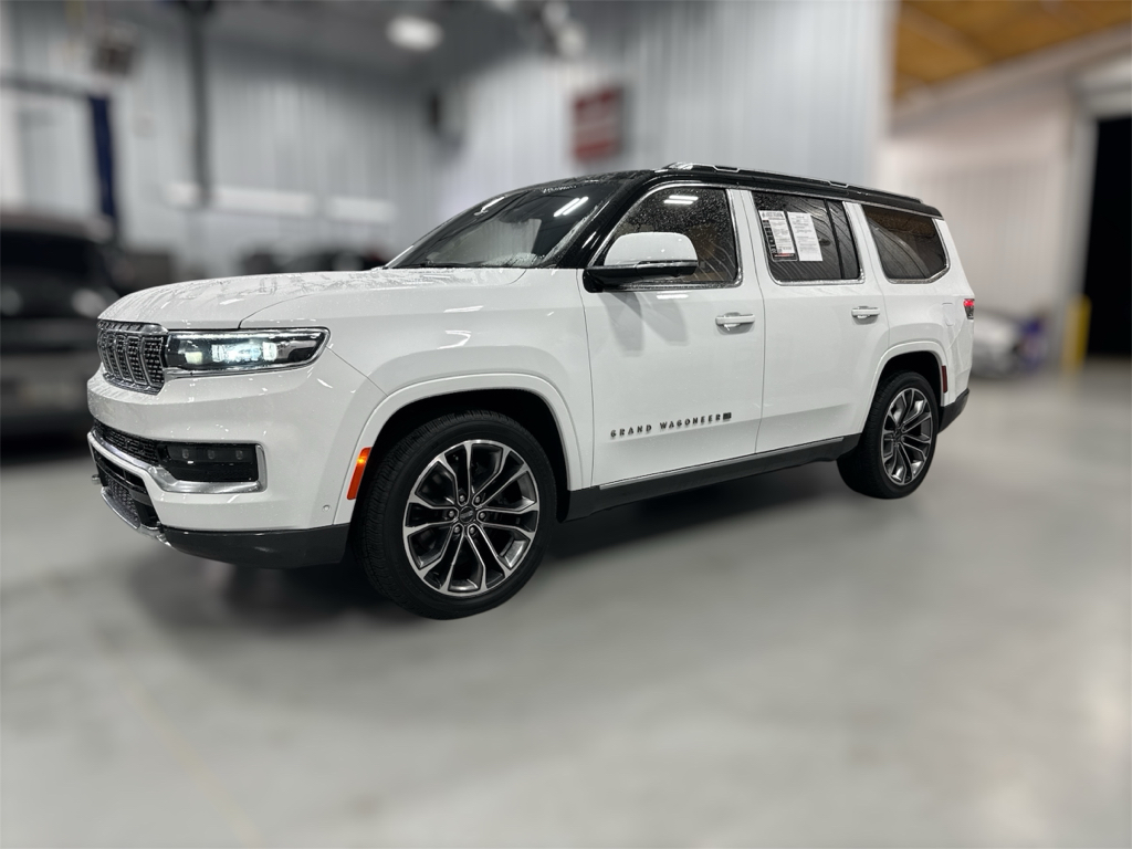 2022 Jeep Grand Wagoneer Series III's photo