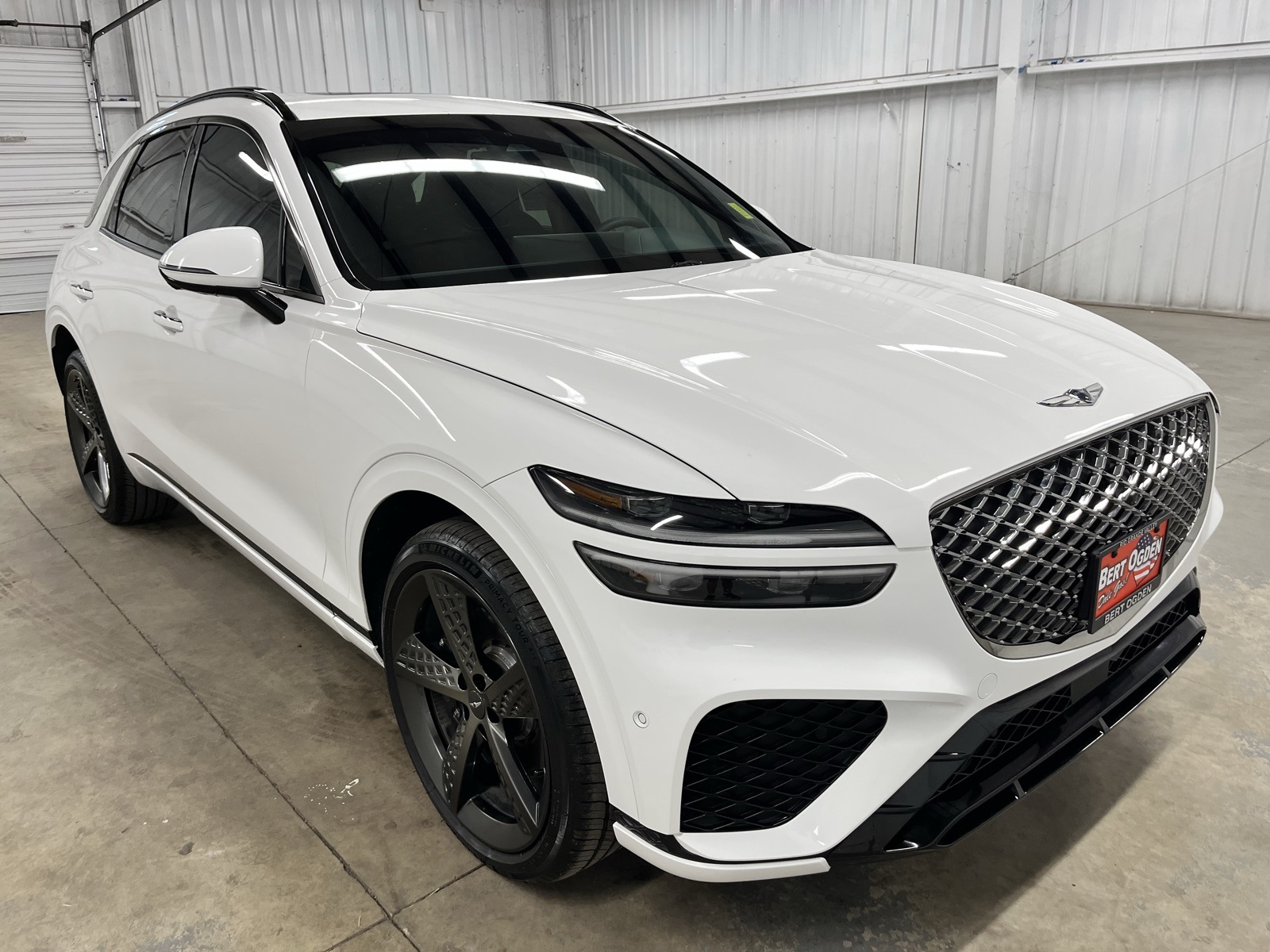 2023 GENESIS GV70 Standard