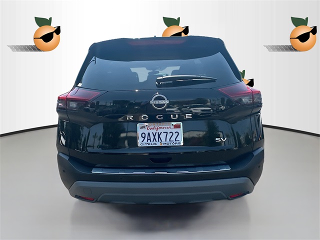 2022 Nissan Rogue SV photo 6
