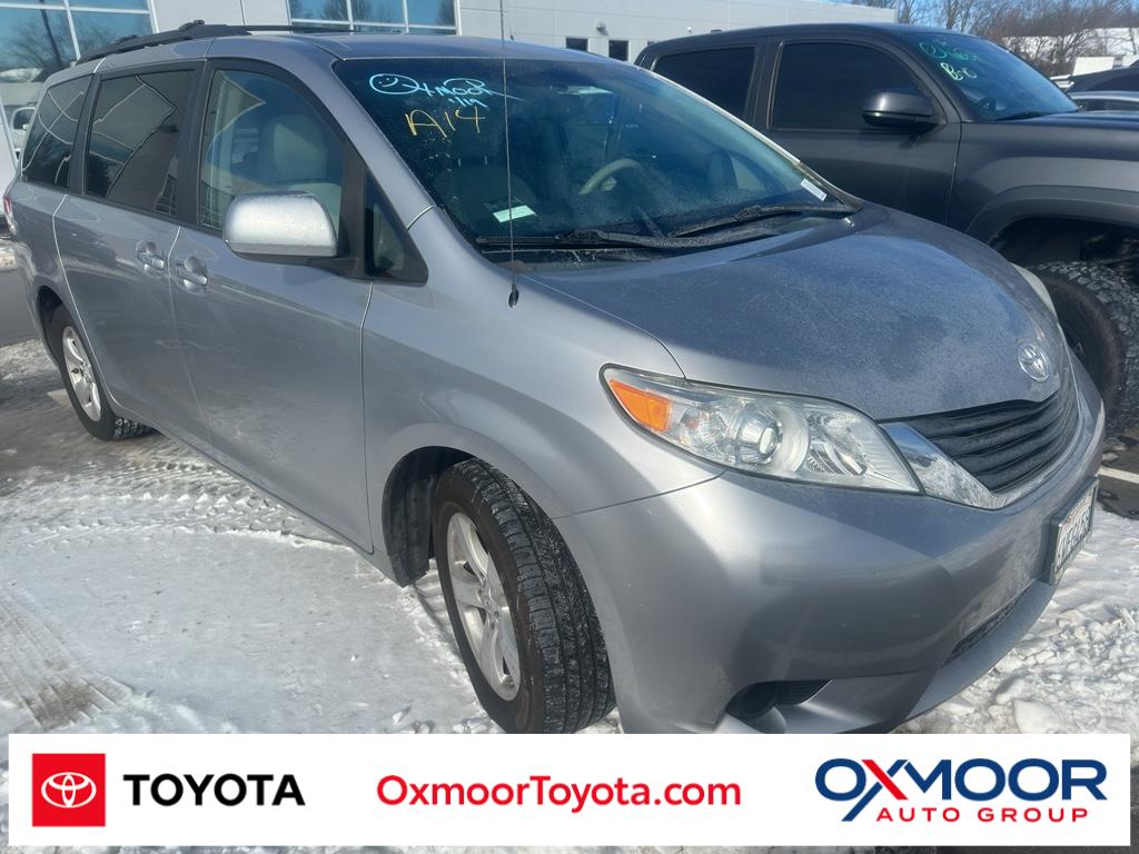 2012 Toyota Sienna LE