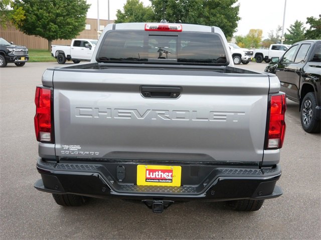 2026 Chevrolet Colorado Trail Boss photo 2
