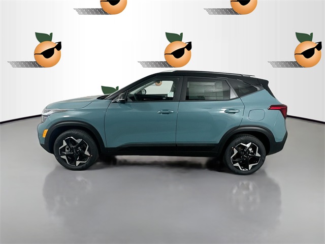 2025 Kia Seltos S photo 2