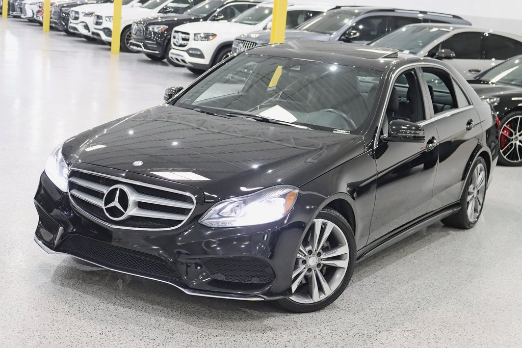 2016 Mercedes Benz E 350 4MATIC photo 4