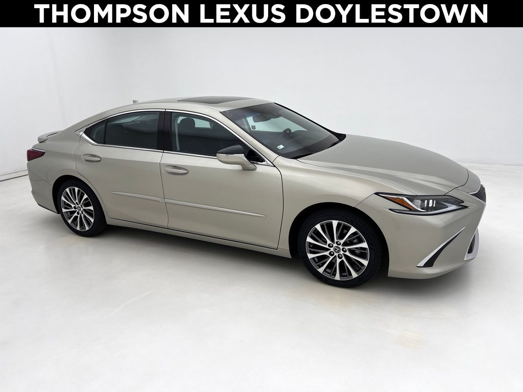 2021 Lexus ES