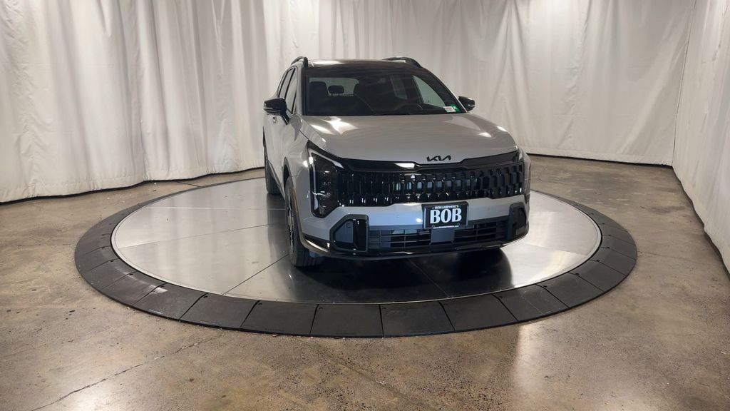 2026 Kia Sportage X-Line photo 3