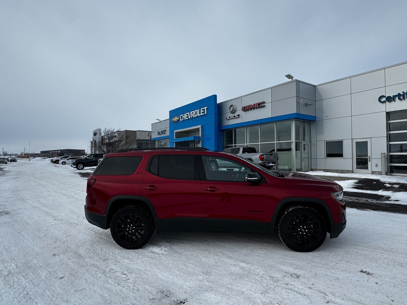 2023 GMC Acadia SLT's photo