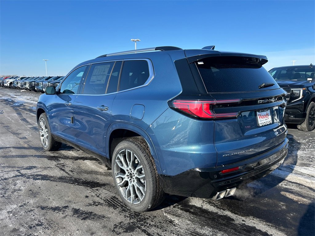 2026 GMC ACADIA - Image 5