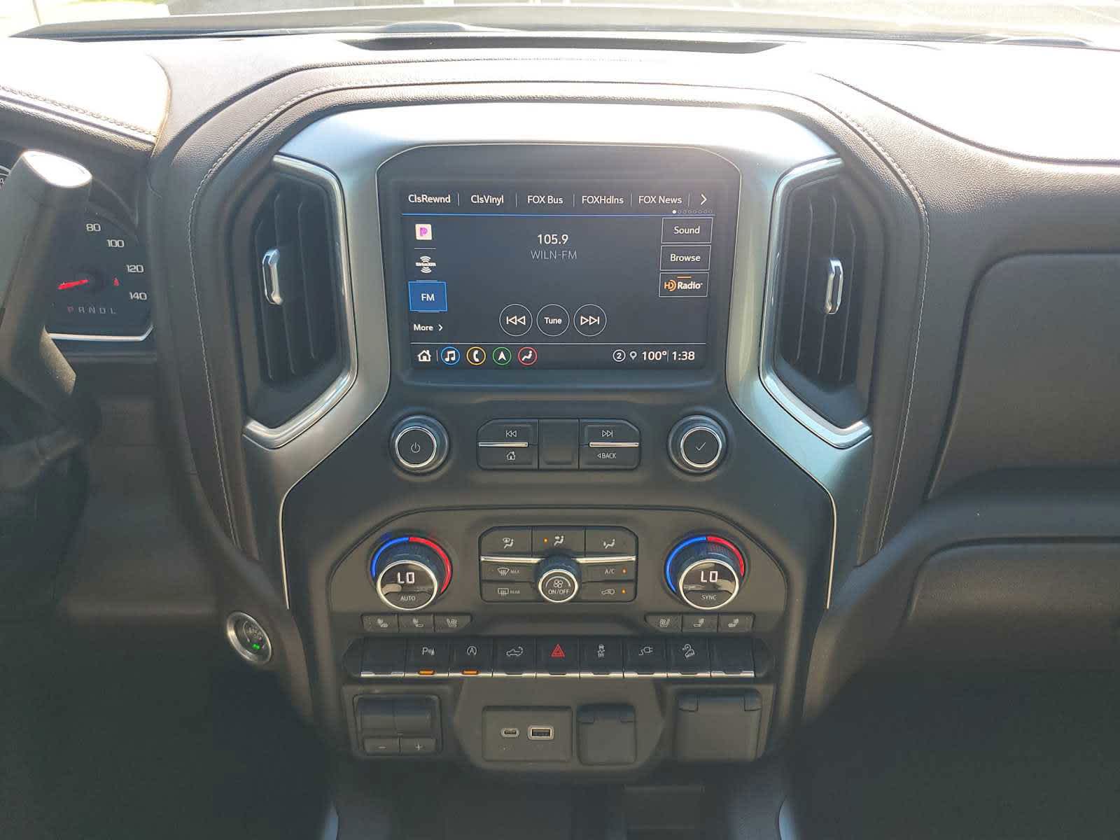 2021 Chevrolet Silverado 1500 LTZ photo 16