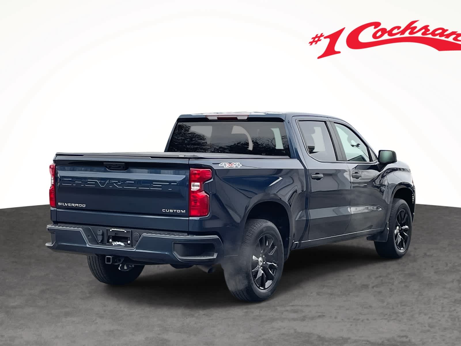 2022 Chevrolet Silverado 1500 Custom photo 3