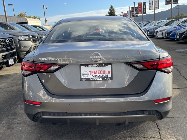 2025 Nissan Sentra S photo 4