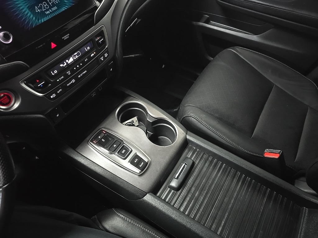 2020 Honda Passport EX-L photo 25