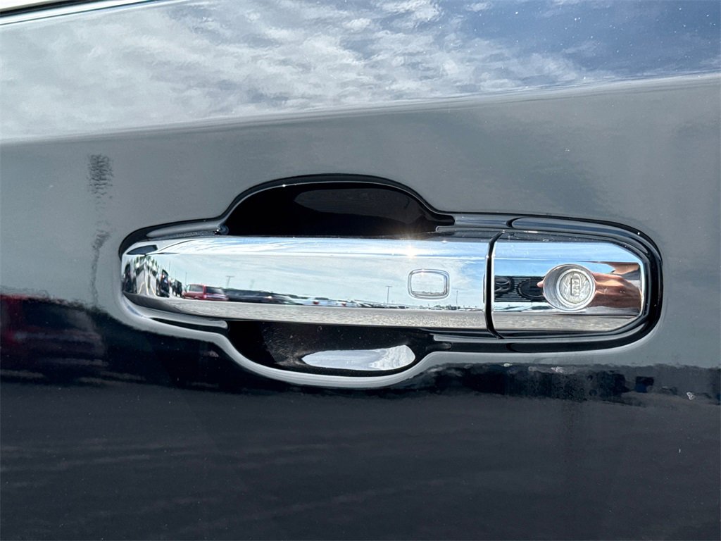 2025 Gmc Sierra Denali photo 13