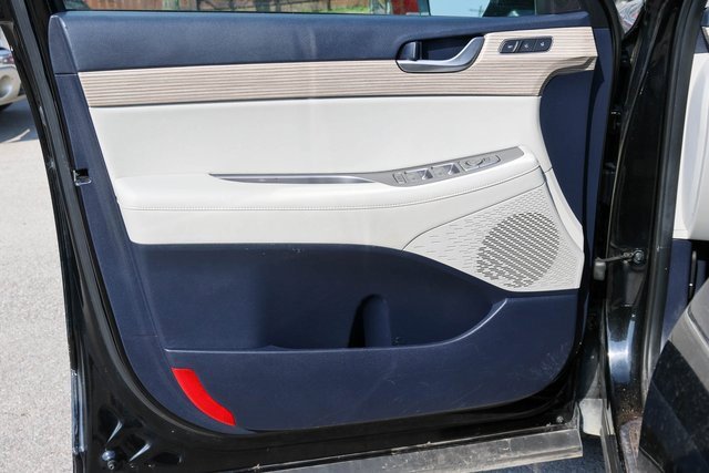 2020 Hyundai Palisade SEL photo 8