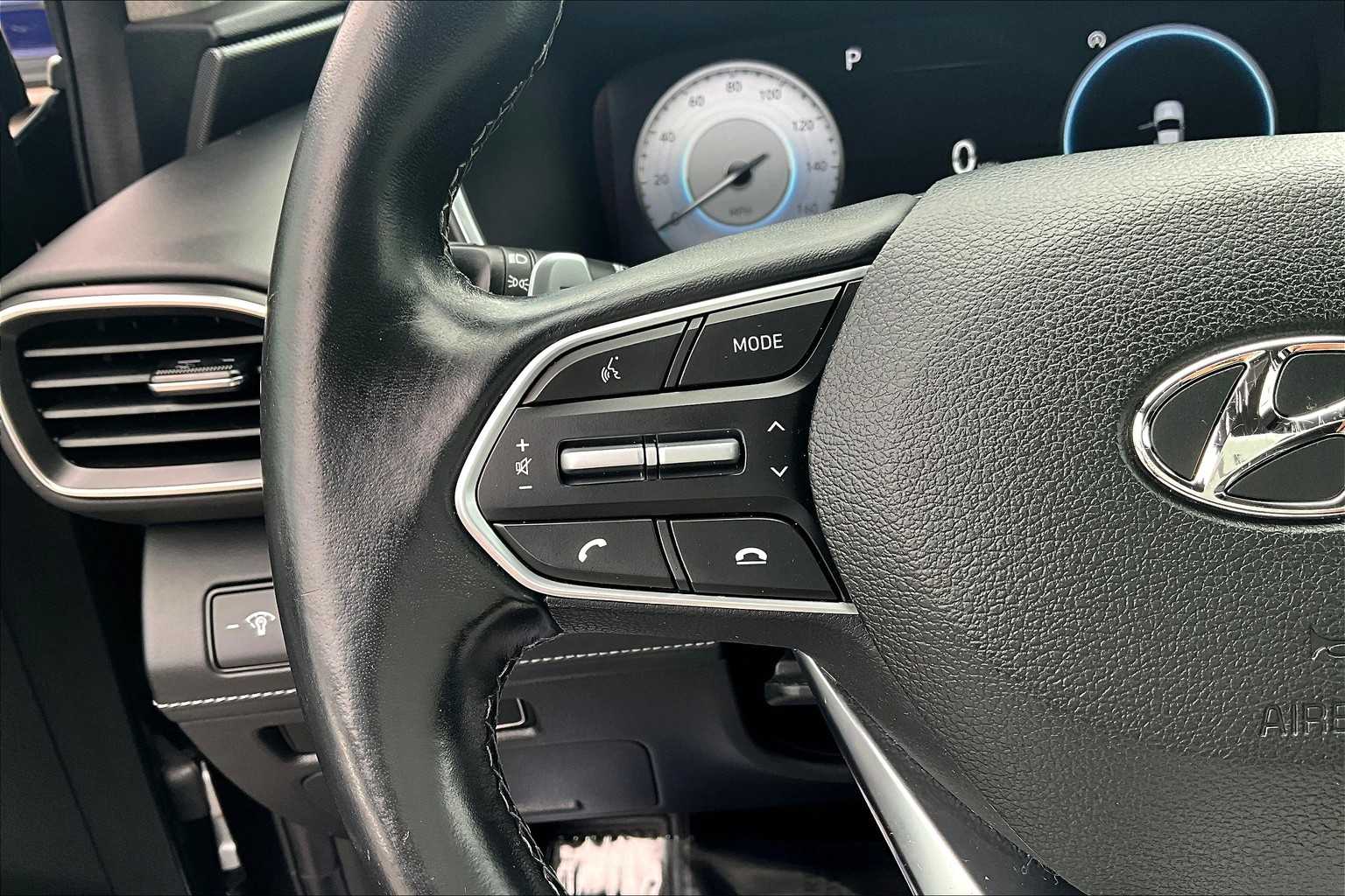 2022 Hyundai Santa Fe Limited photo 22