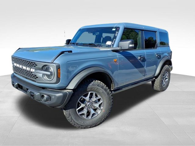 2025 Ford Bronco Badlands photo 2
