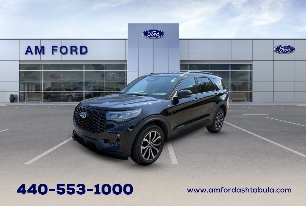 2025 Ford Explorer ST-LINE's photo